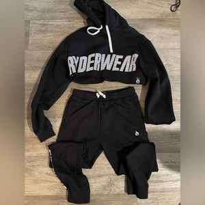 Ryderwear track suit size small